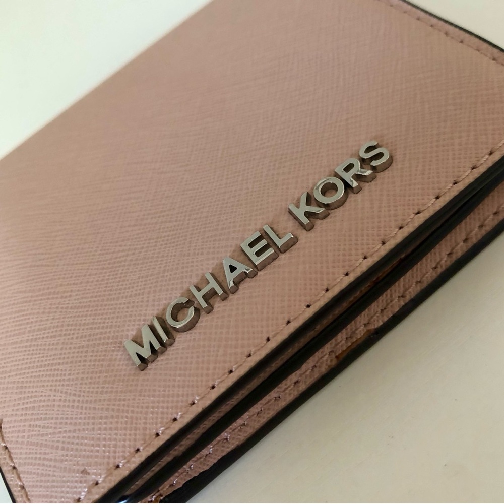 Michael Kors Wallet - Soft Pink